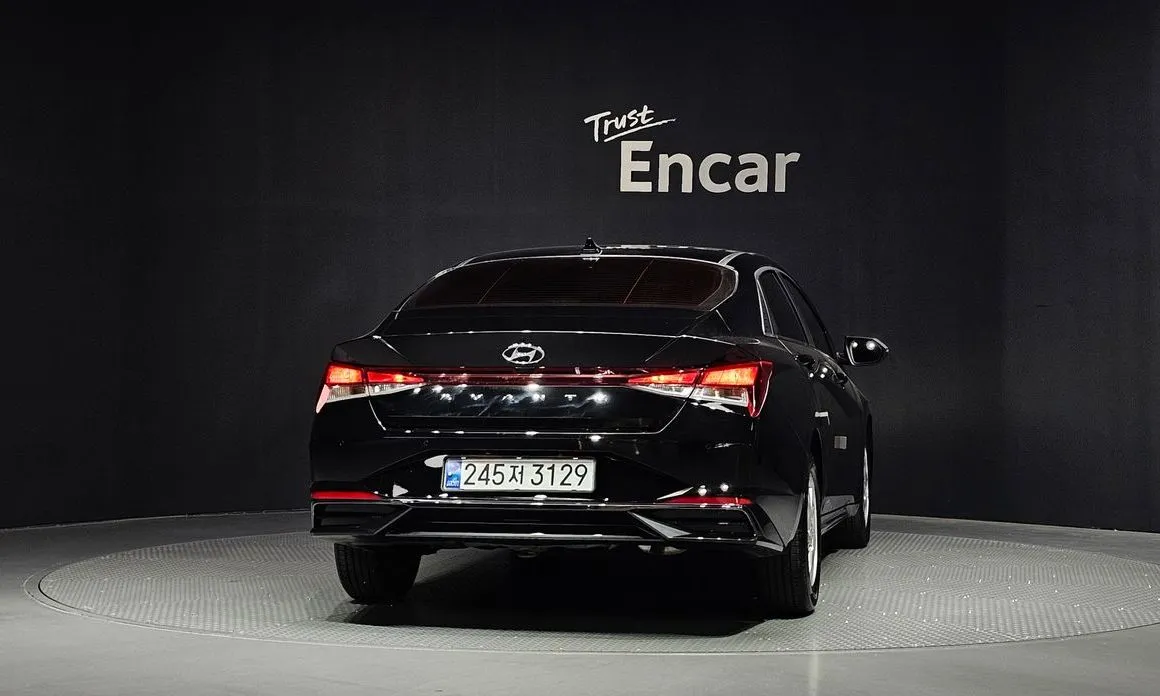 Hyundai AVANTE — фото 2