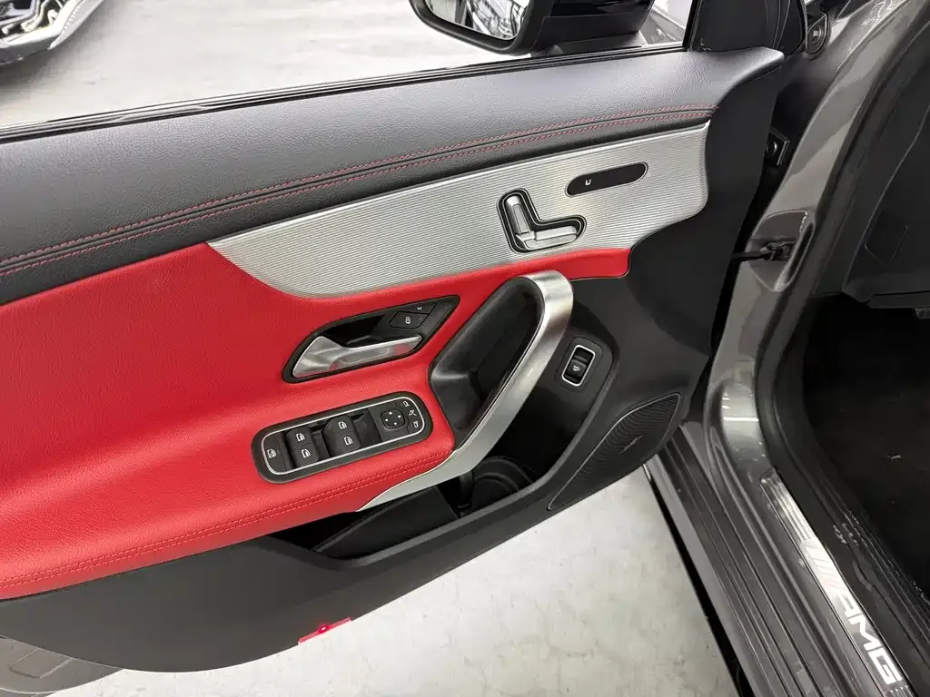 Mercedes-Benz A-Class AMG — фото 4