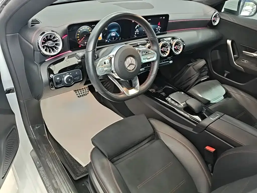 Mercedes-Benz CLA (Import) — фото 2