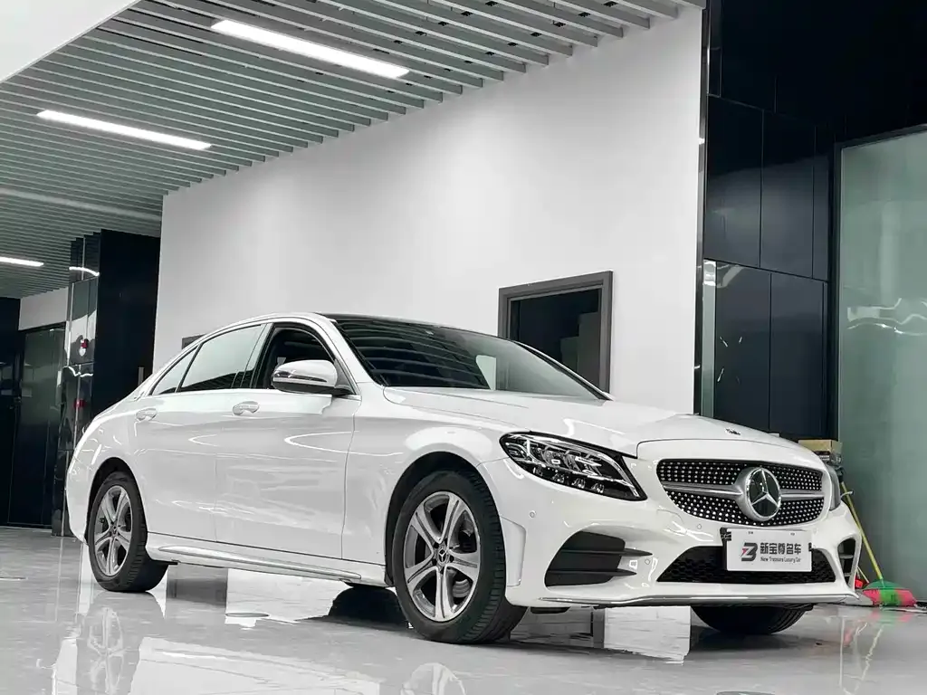 Mercedes-Benz C-Class — фото 9