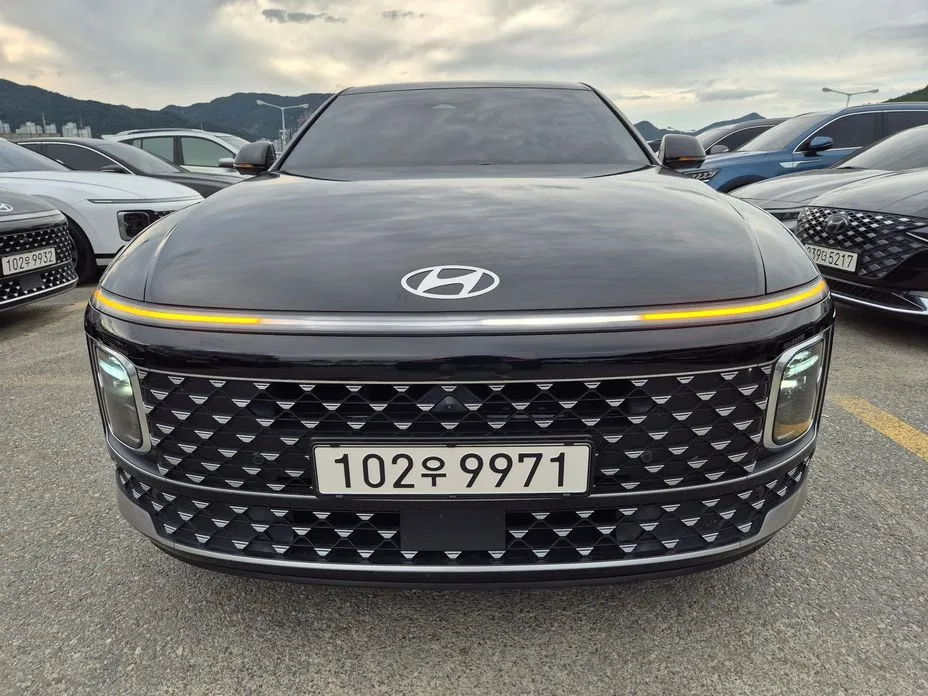 Hyundai Grandeur — фото 1
