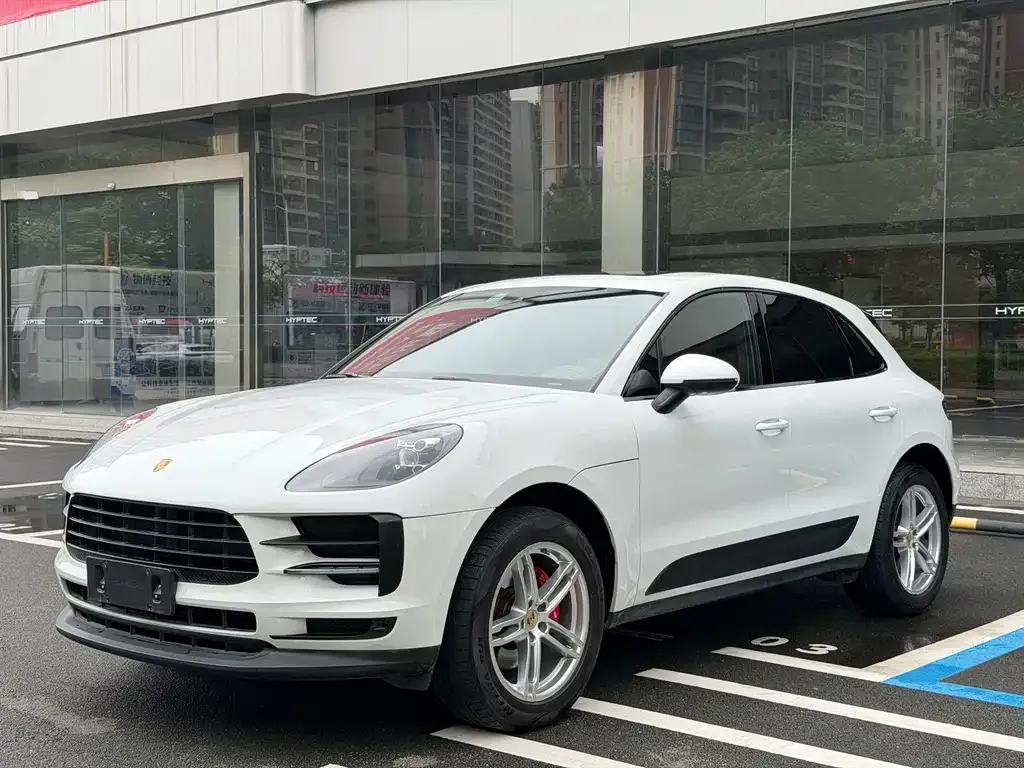 Porsche Macan — фото 1