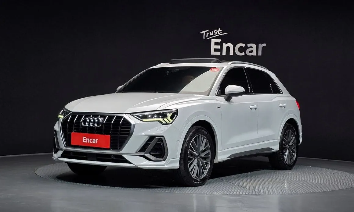 Audi Q3 — фото 1