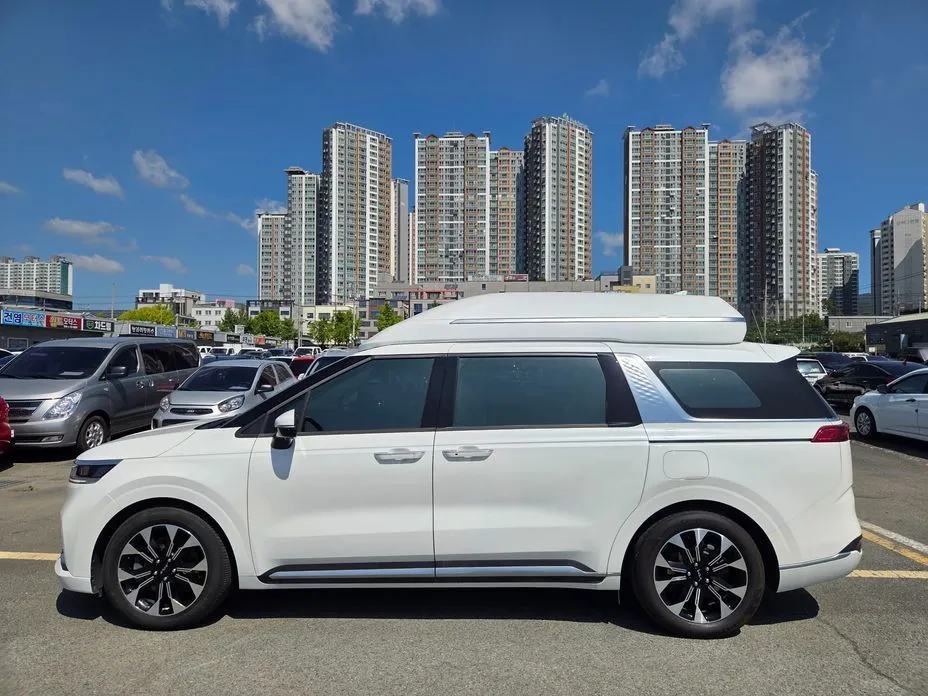 Kia Carnival — фото 6