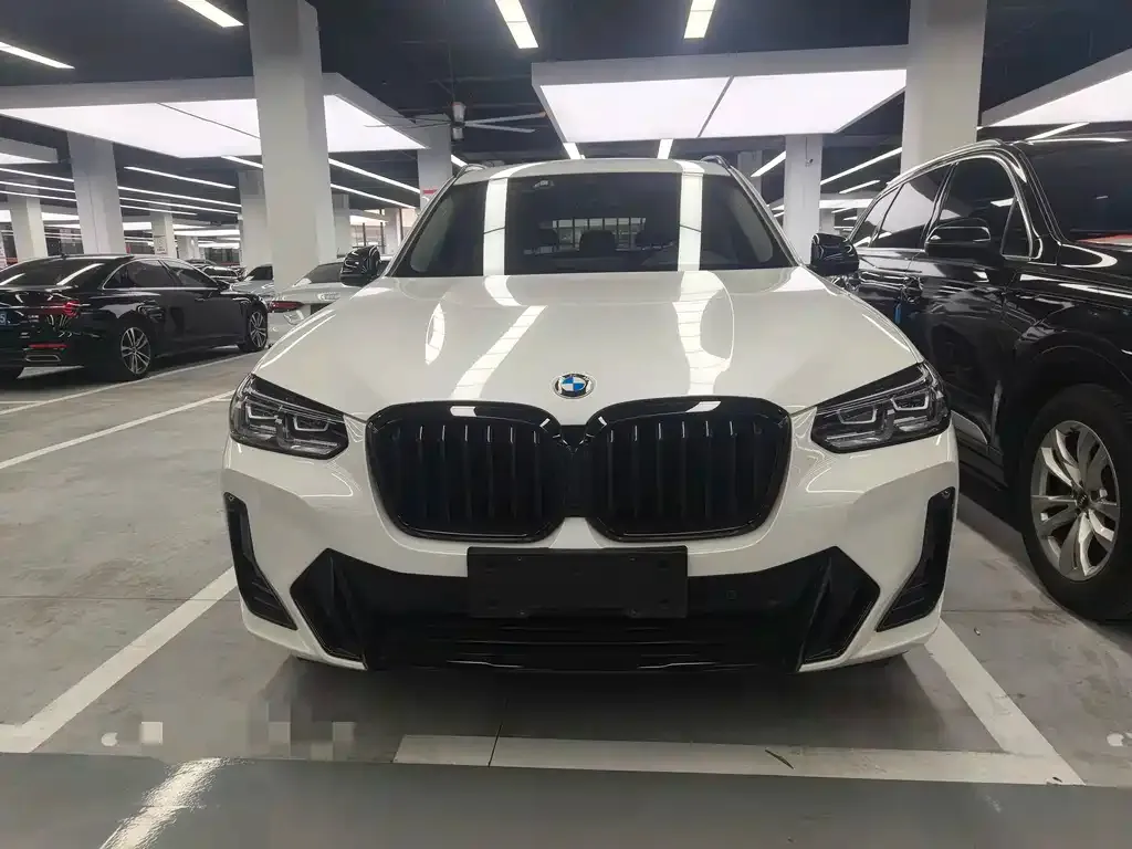 BMW X3 — фото 9