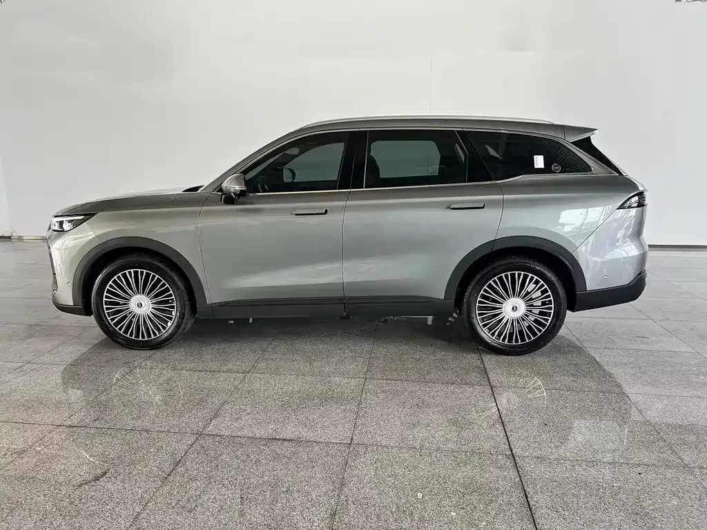 Chery Tiggo 9 — фото 7