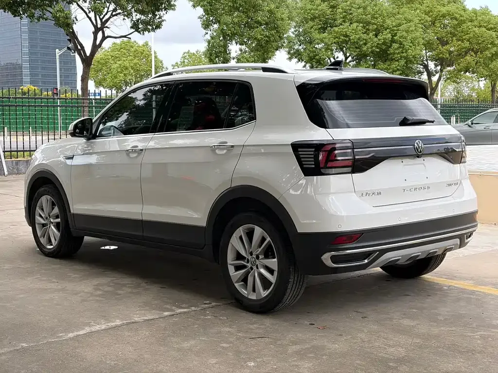 Volkswagen T-Cross — фото 10