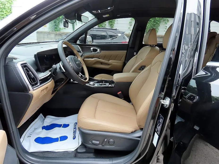 Kia Sorento — фото 8