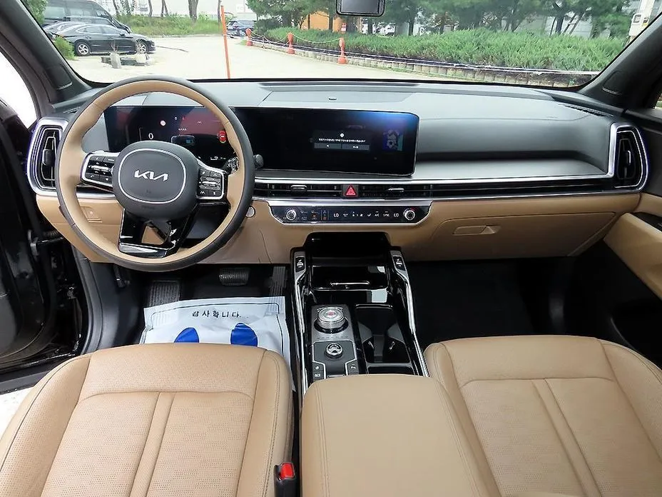 Kia Sorento — фото 10