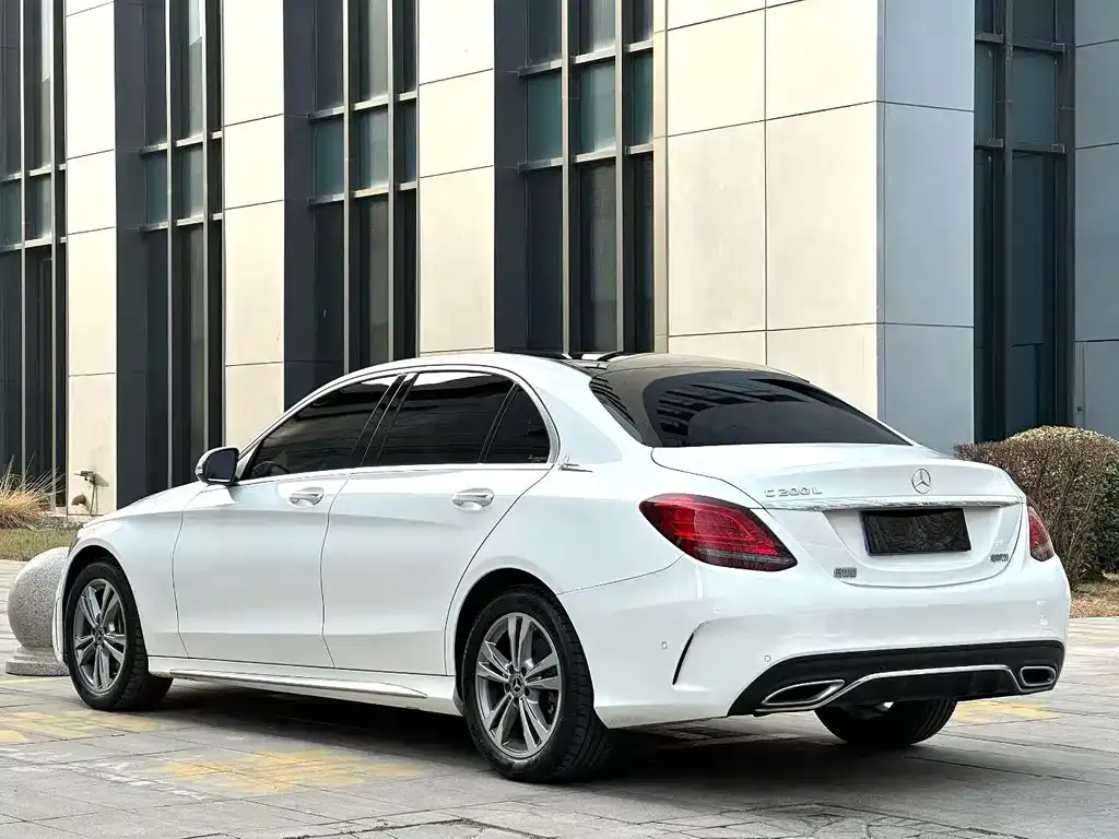 Mercedes-Benz C-Class — фото 2