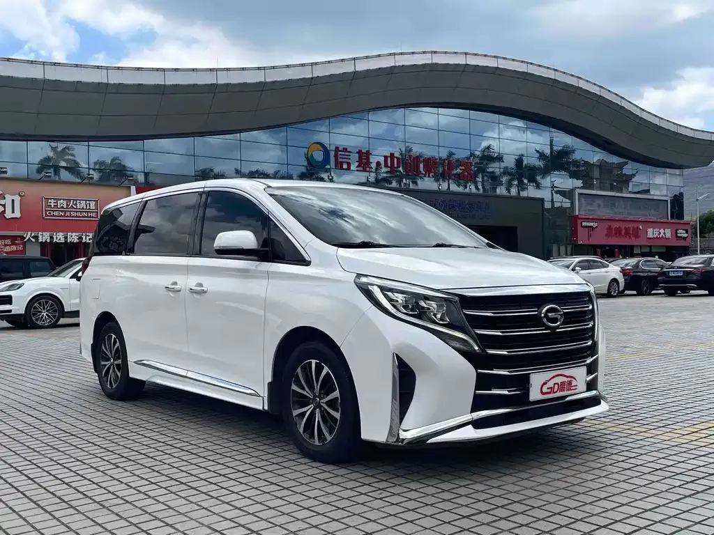 GAC Motor Trumpchi M8 — фото 10