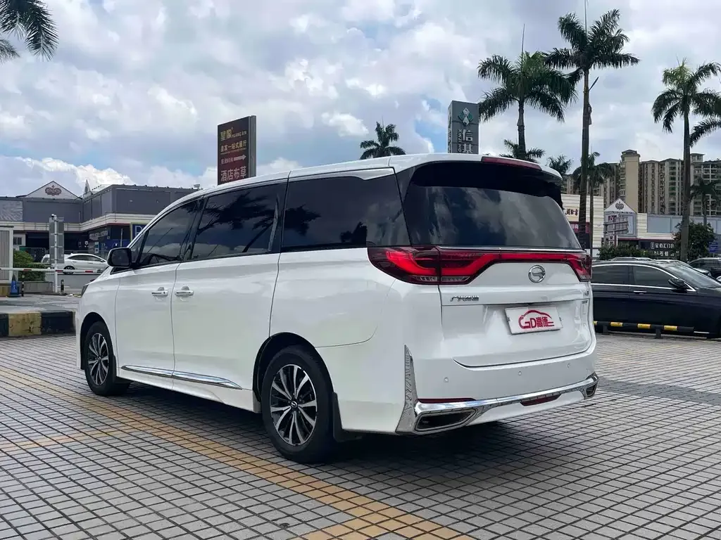 GAC Motor Trumpchi M8 — фото 8