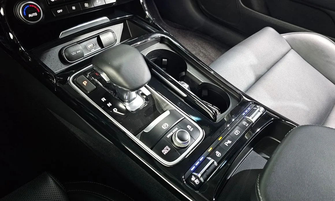 Kia Stinger — фото 10
