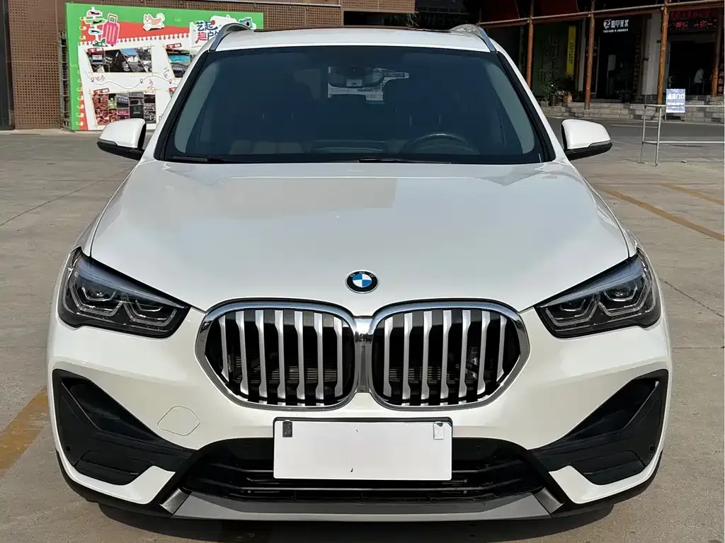 BMW X1 — фото 2