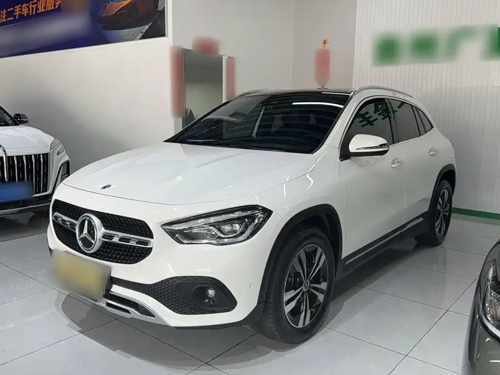 Mercedes-Benz GLA — фото 7