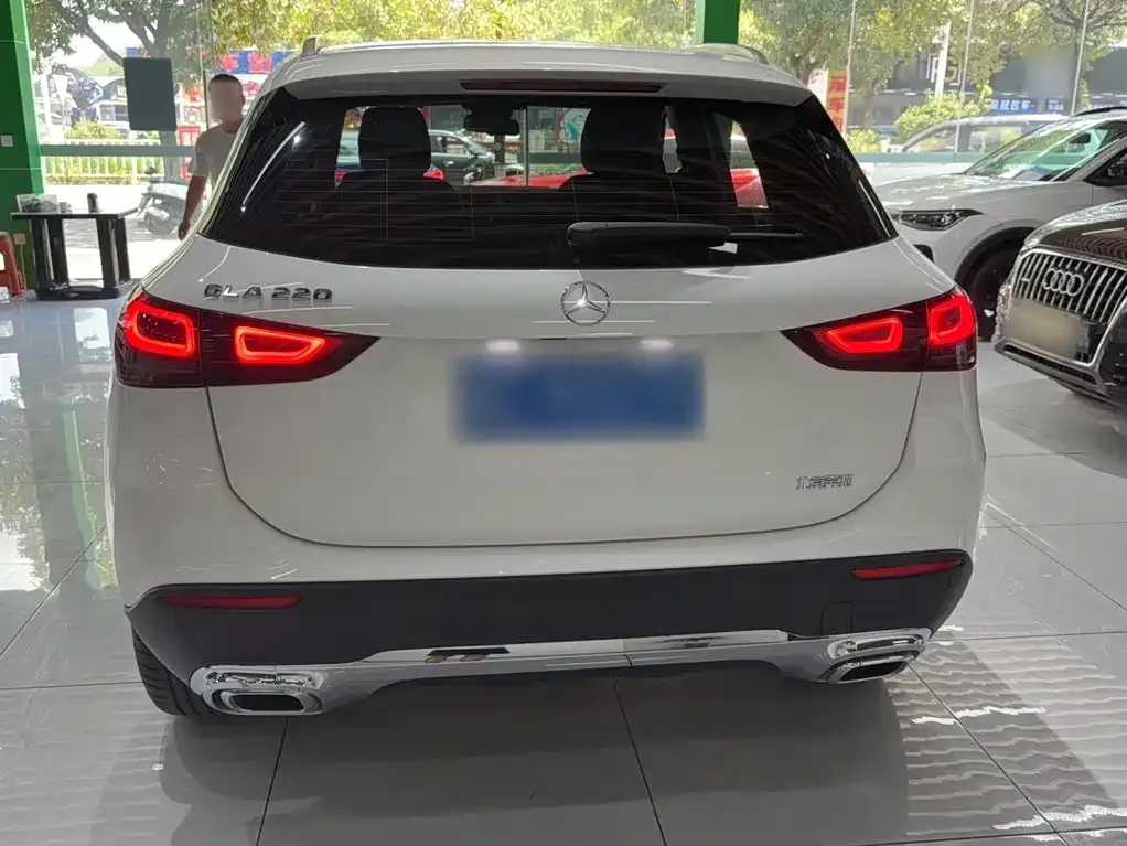 Mercedes-Benz GLA — фото 5