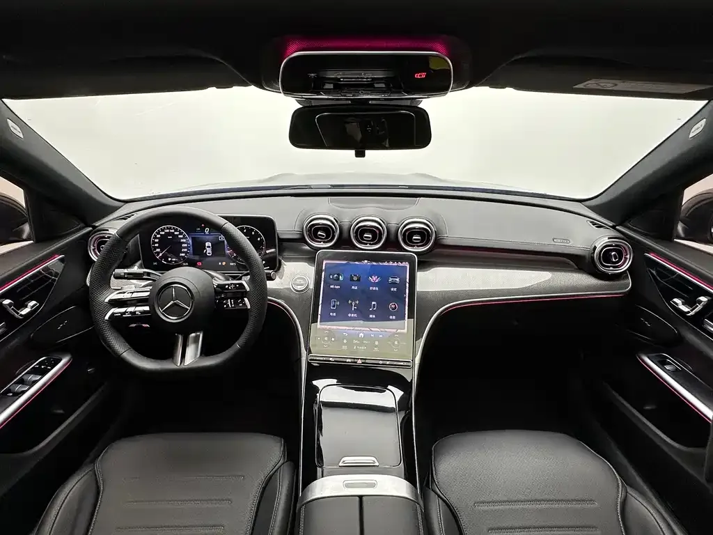 Mercedes-Benz C-Class — фото 10
