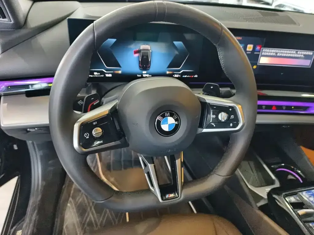 BMW 5 Series — фото 10