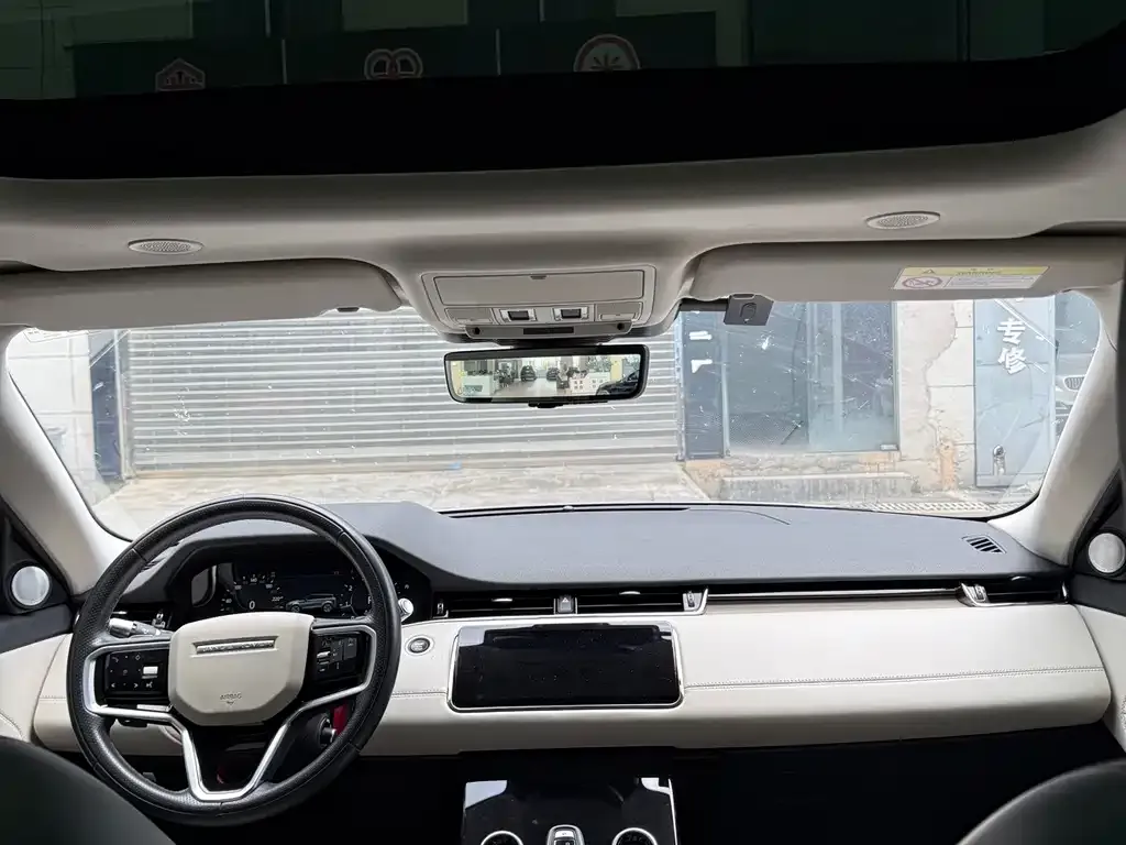 Land Rover Evoque — фото 2