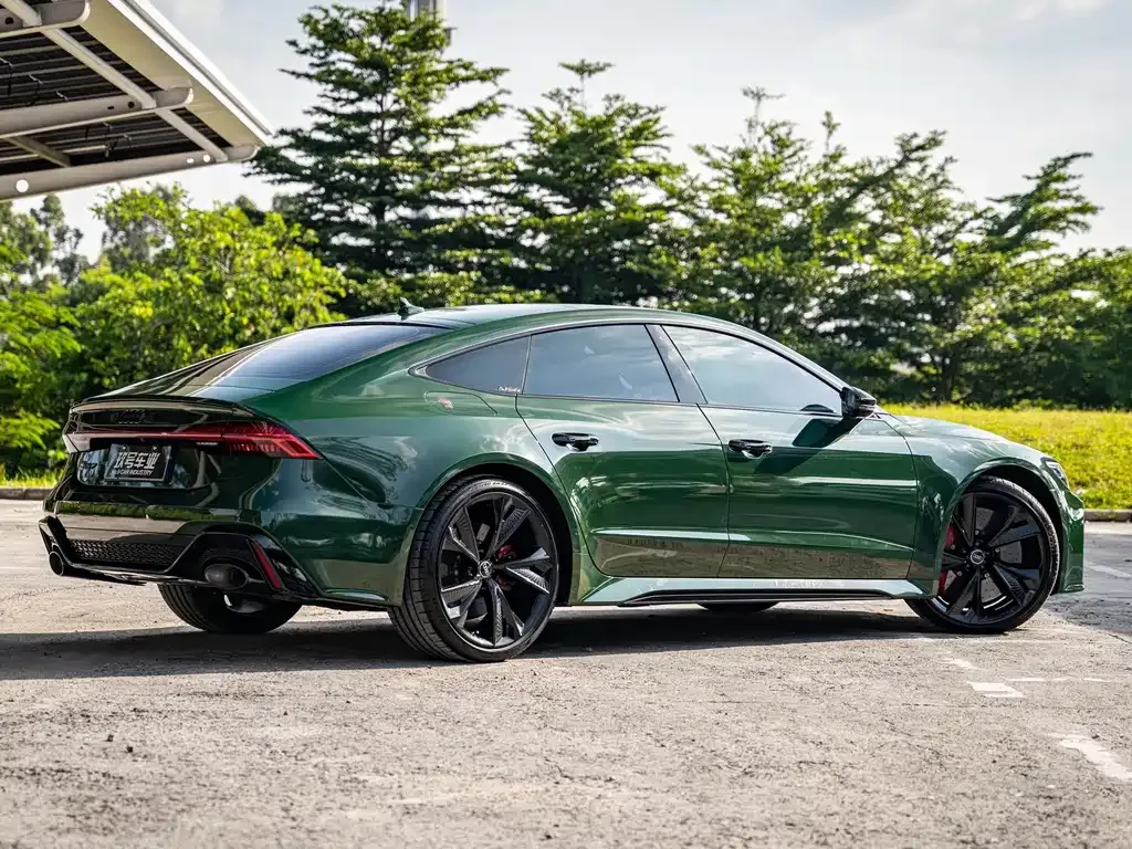 Audi RS 7 — фото 10