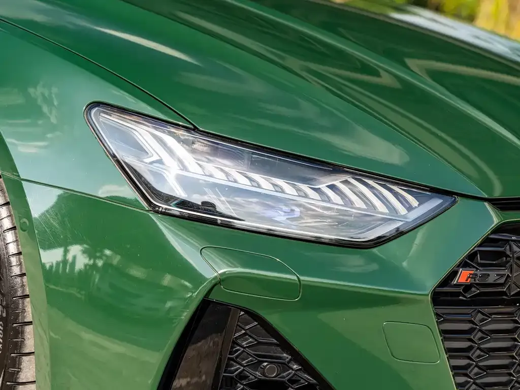 Audi RS 7 — фото 7