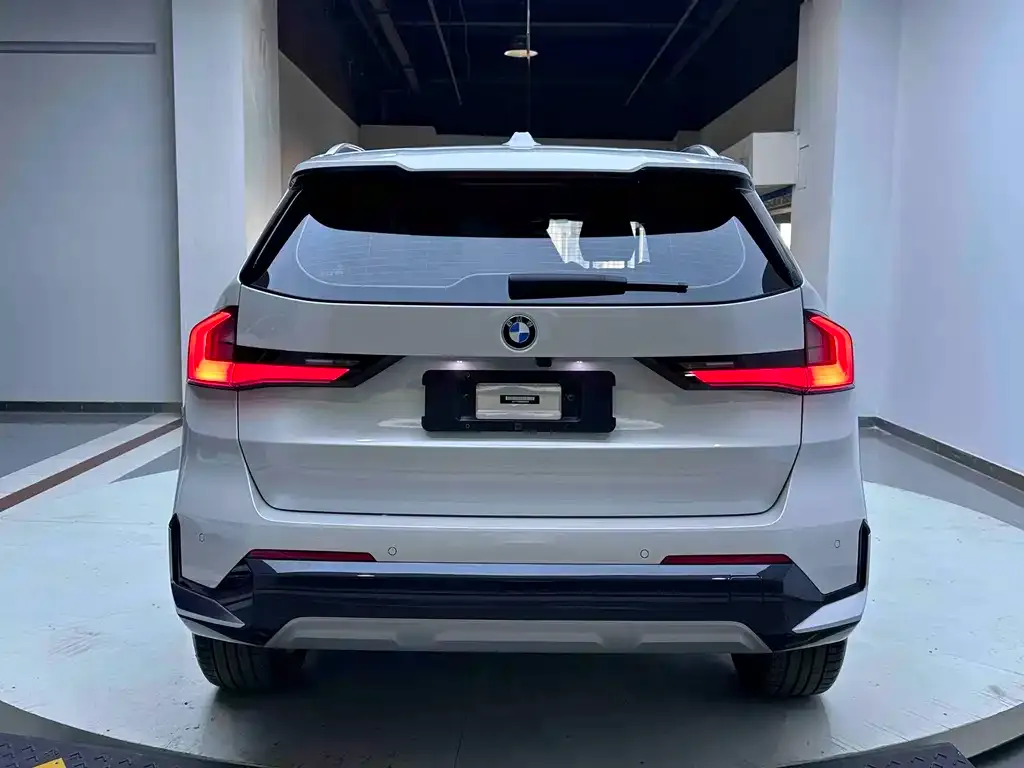 BMW X1 — фото 2