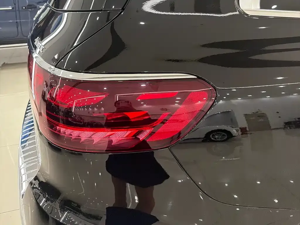 Mercedes-Benz GLS — фото 10