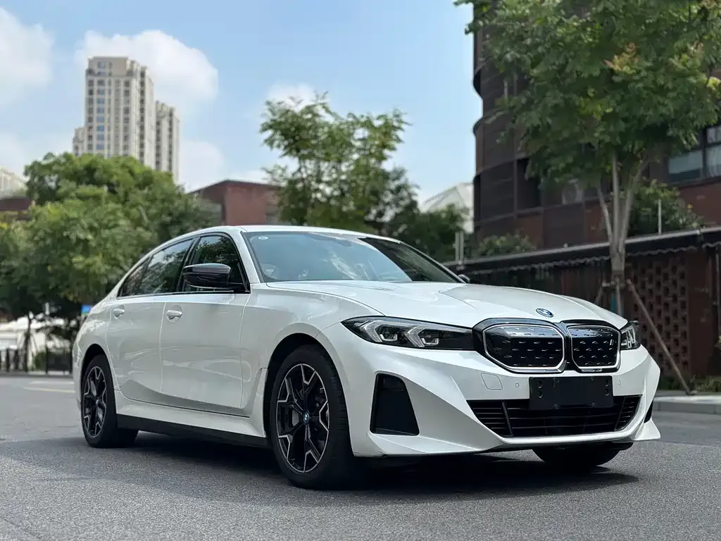 BMW i3 — фото 10