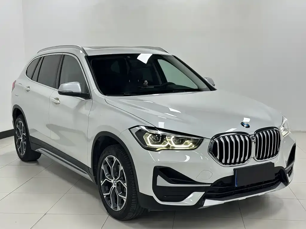 BMW X1 — фото 2