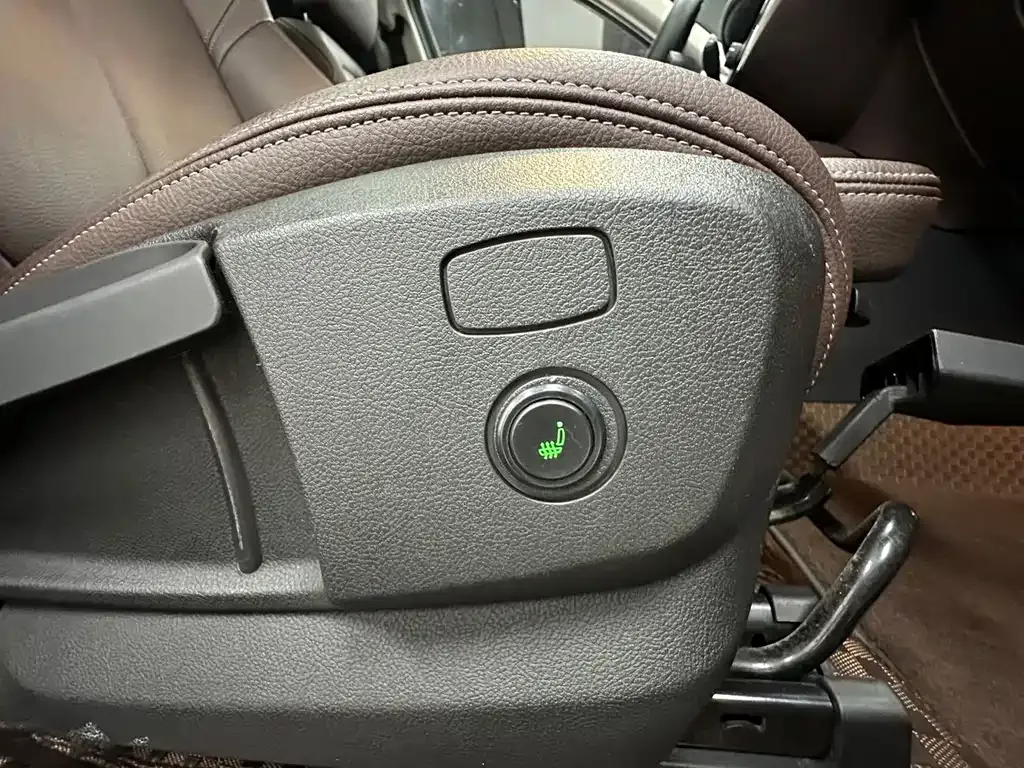 BMW X1 — фото 10