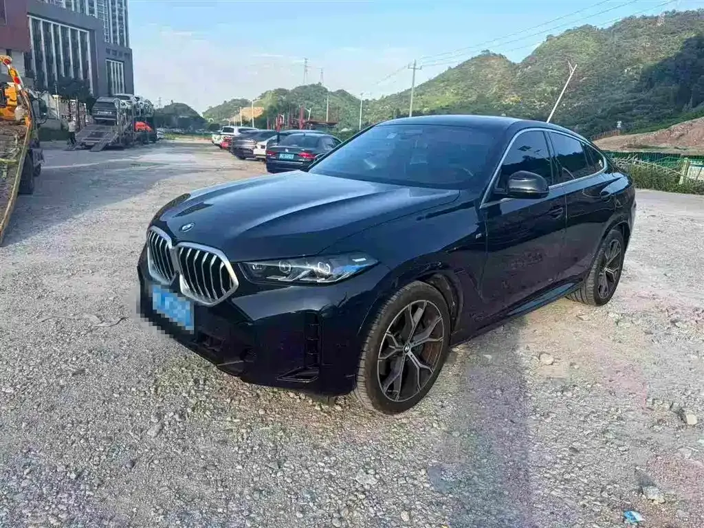 BMW X6 — фото 1