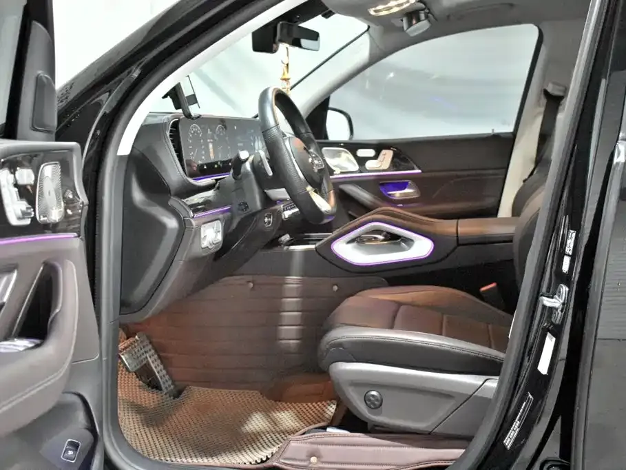Mercedes-Benz GLS — фото 5