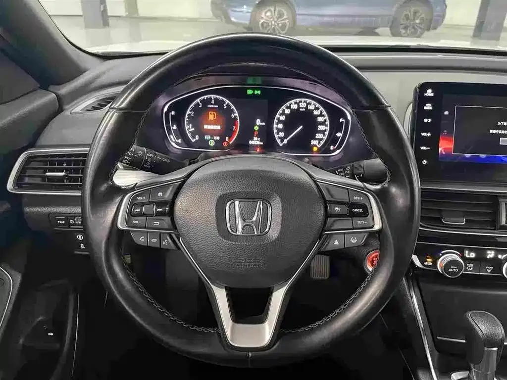 Honda Inspire — фото 8