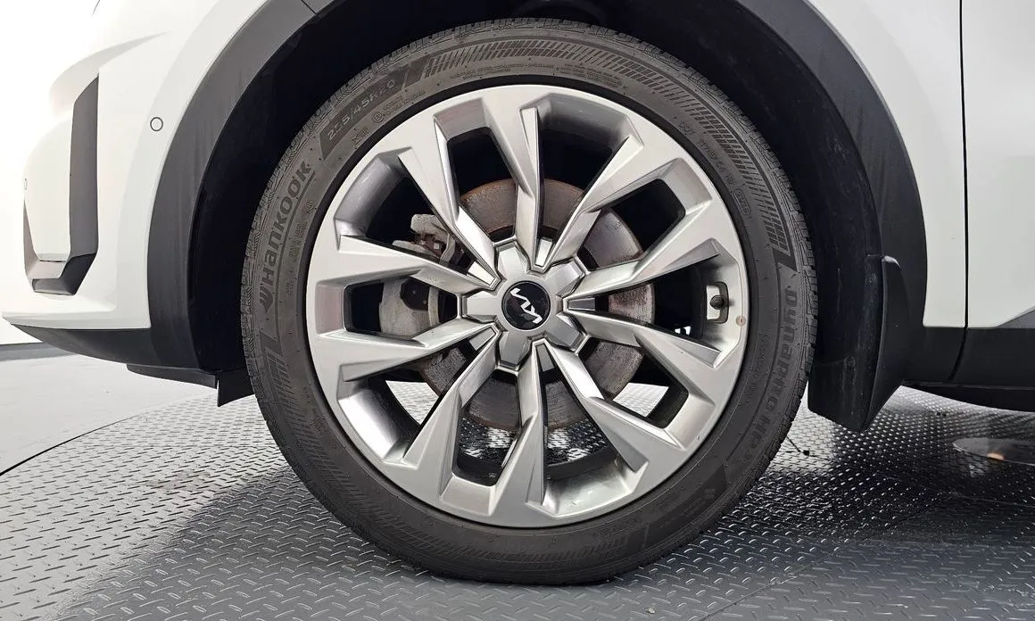 Kia Sorento — фото 7