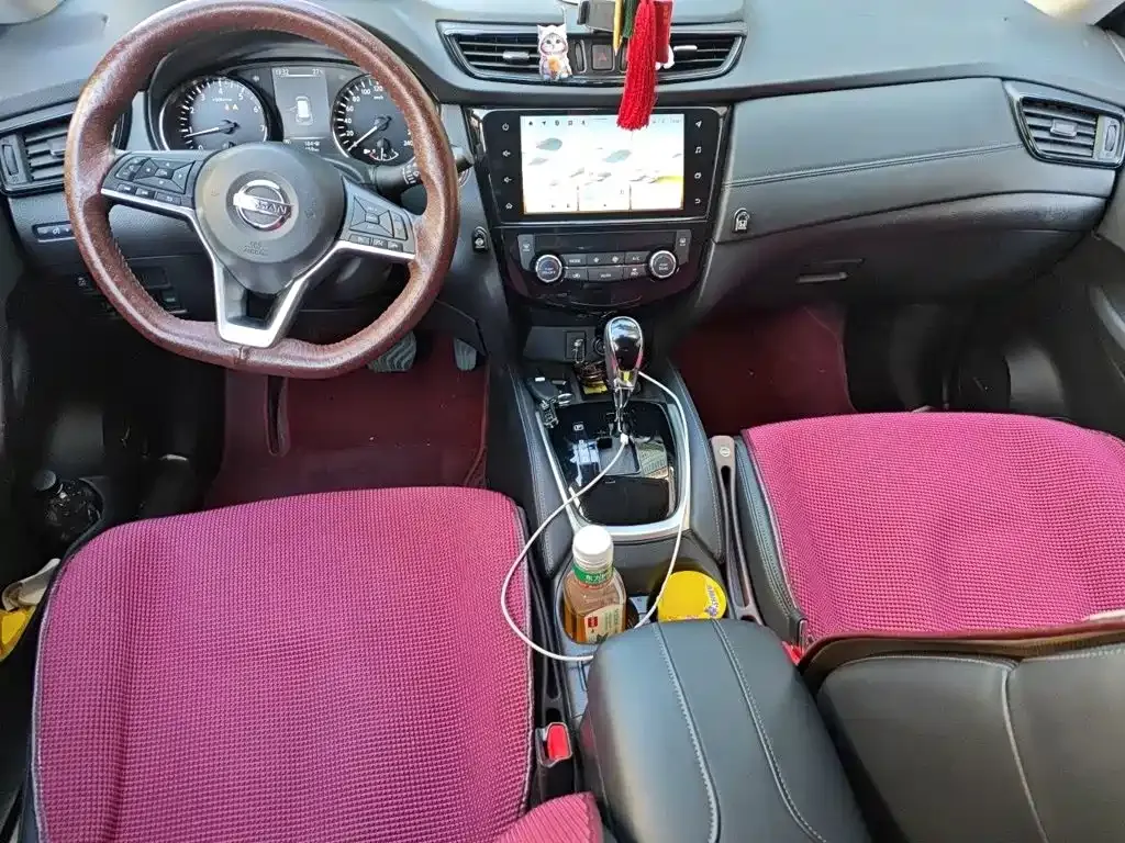 Nissan X-Trail — фото 10