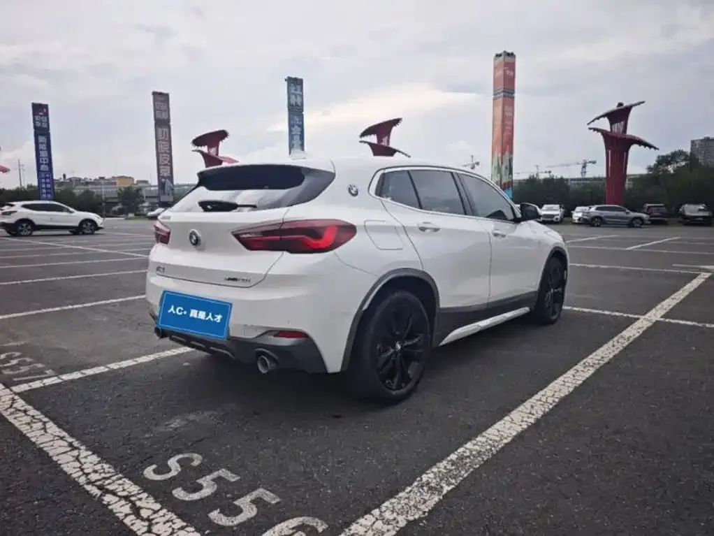 BMW X2 — фото 10