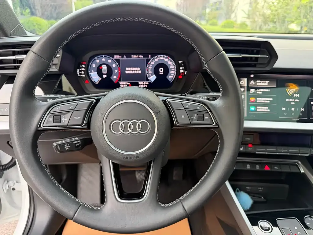 Audi A3 — фото 9