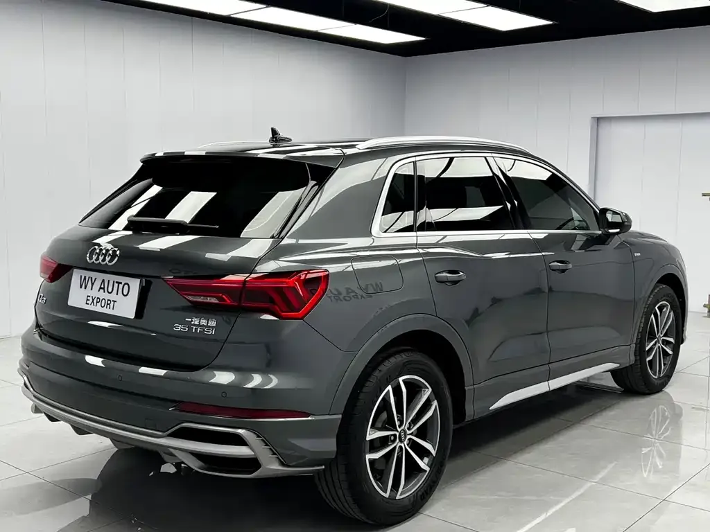 Audi Q3 — фото 8