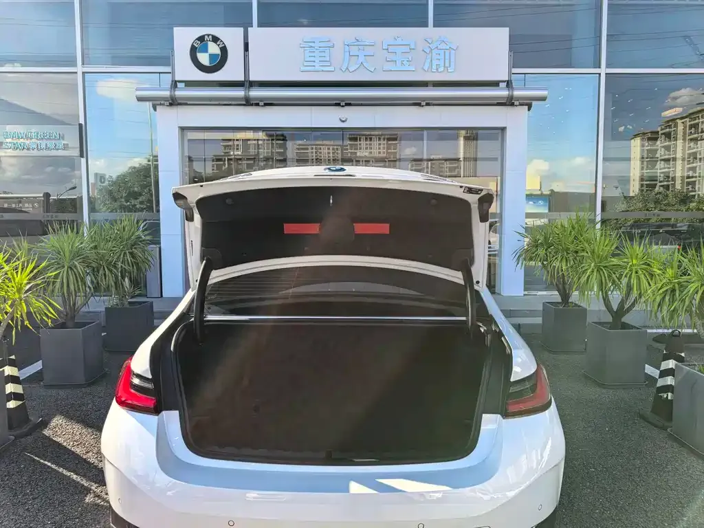 BMW i3 — фото 4