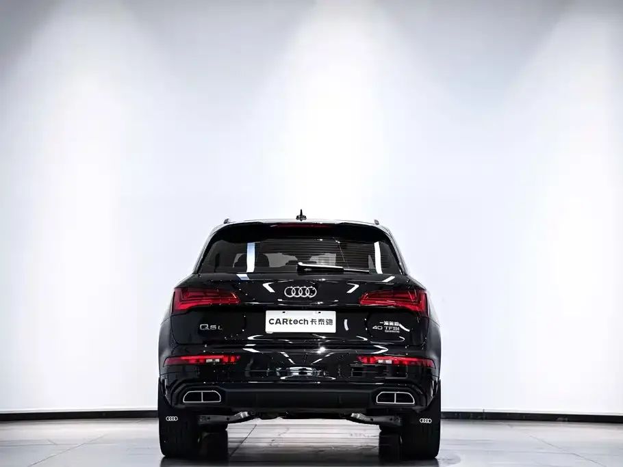 Audi Q5L — фото 4