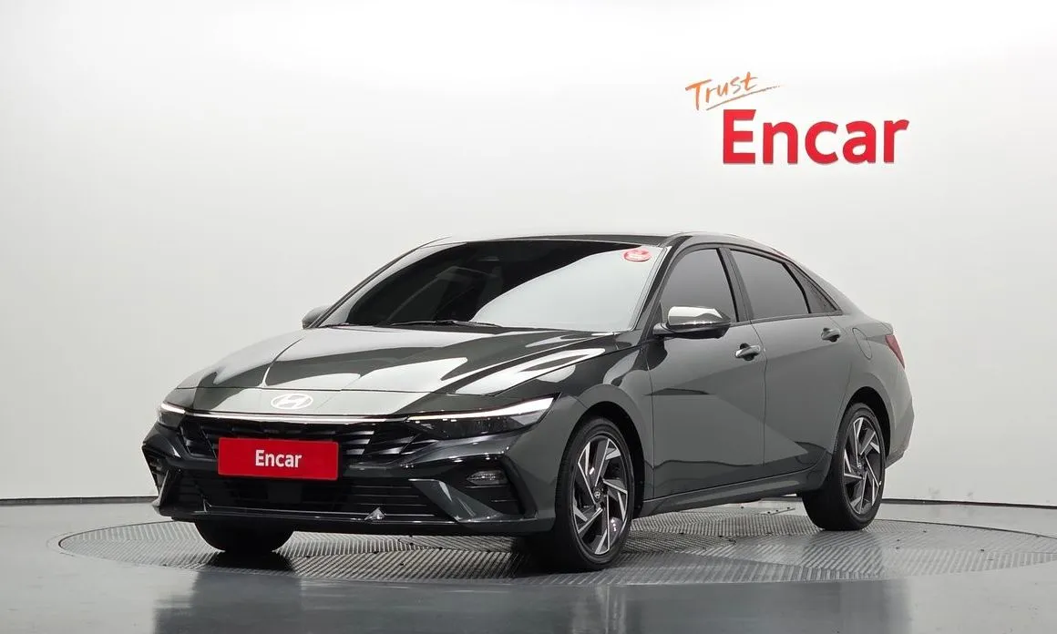 Hyundai AVANTE — фото 1