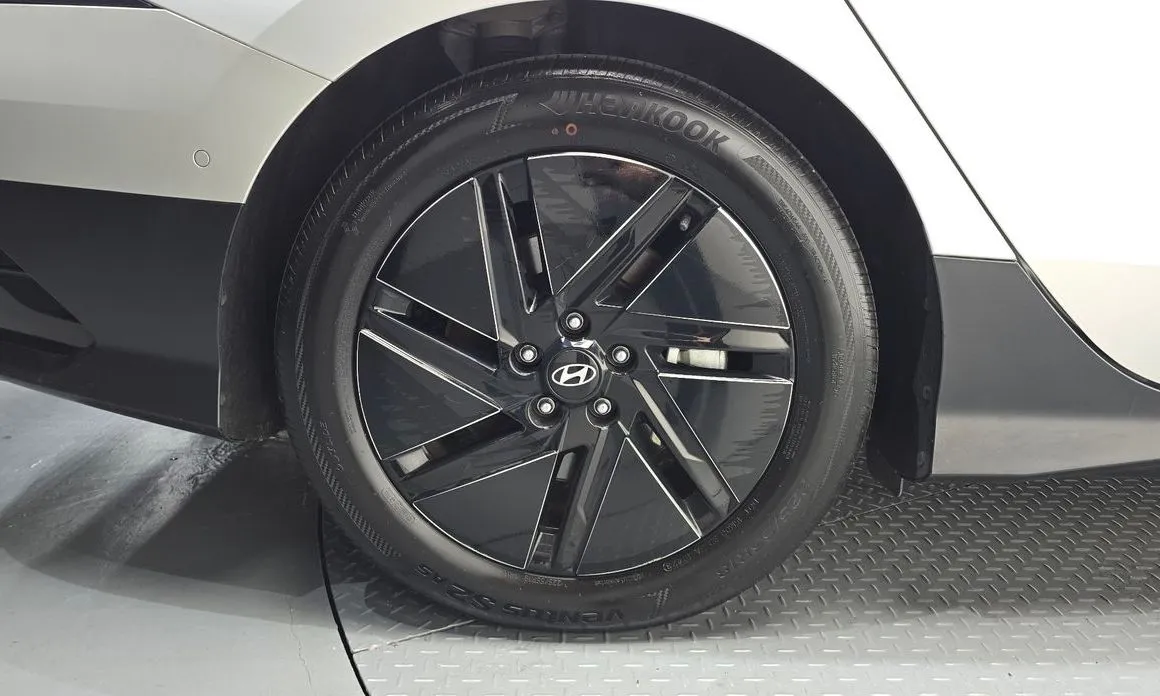 Hyundai Ioniq6 — фото 10