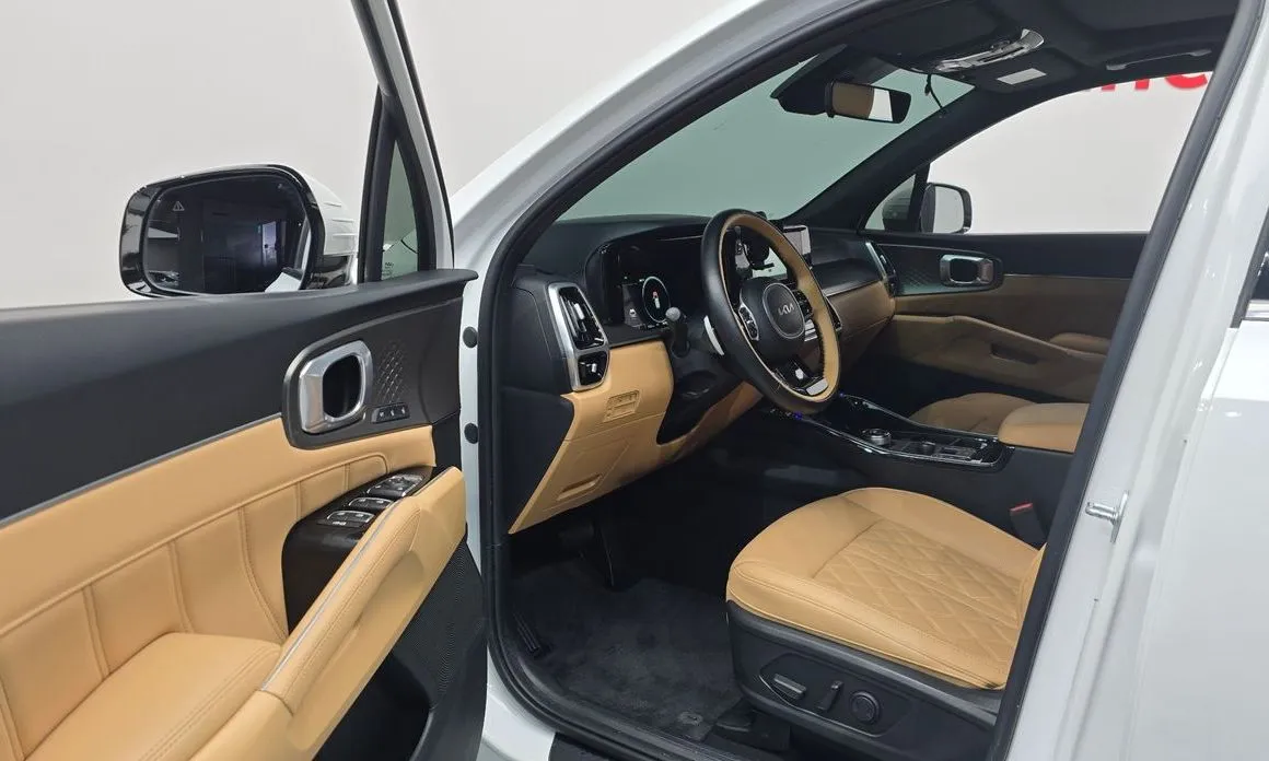 Kia Sorento — фото 6