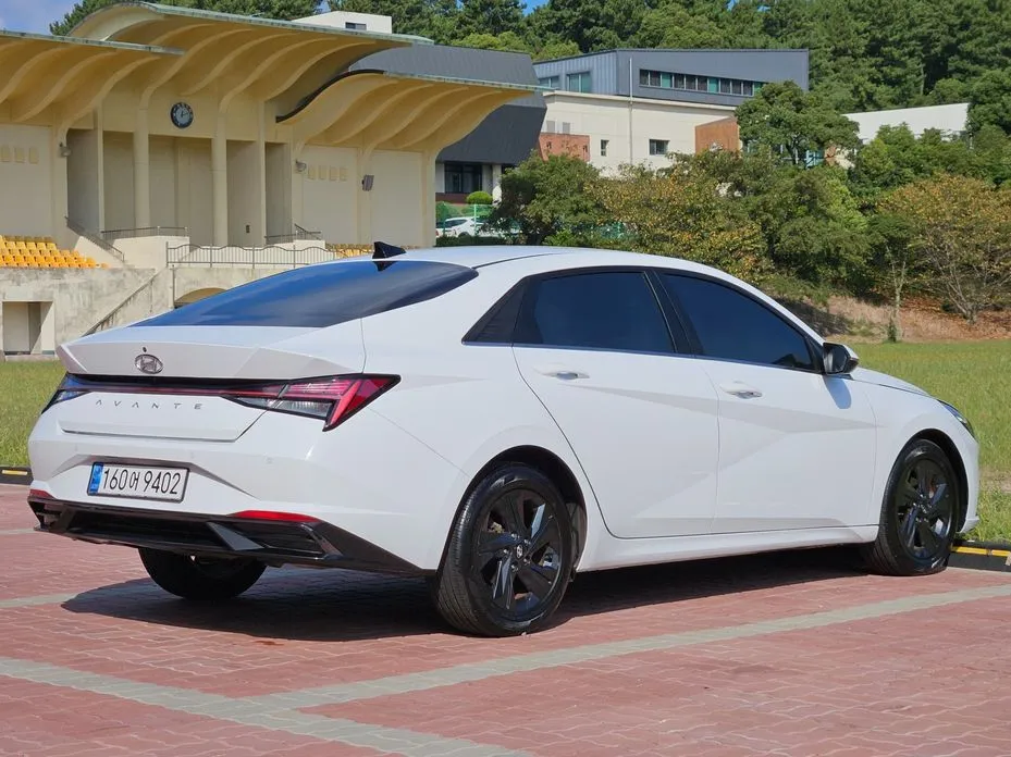 Hyundai AVANTE — фото 7