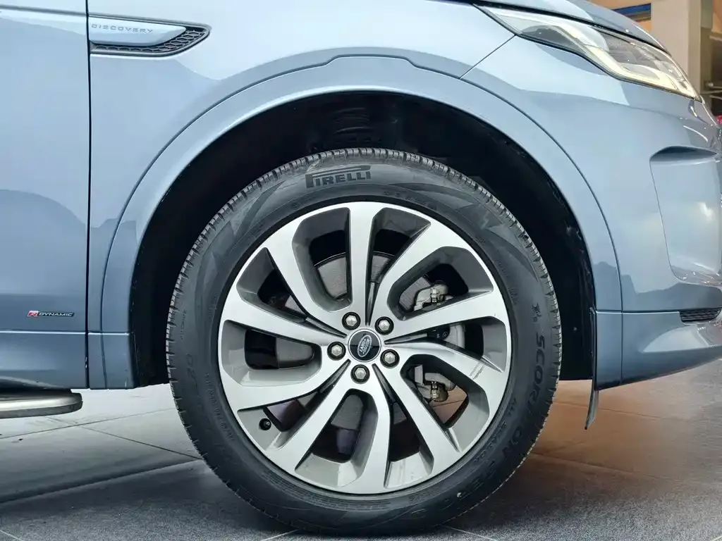 Land Rover Discovery Sport — фото 8