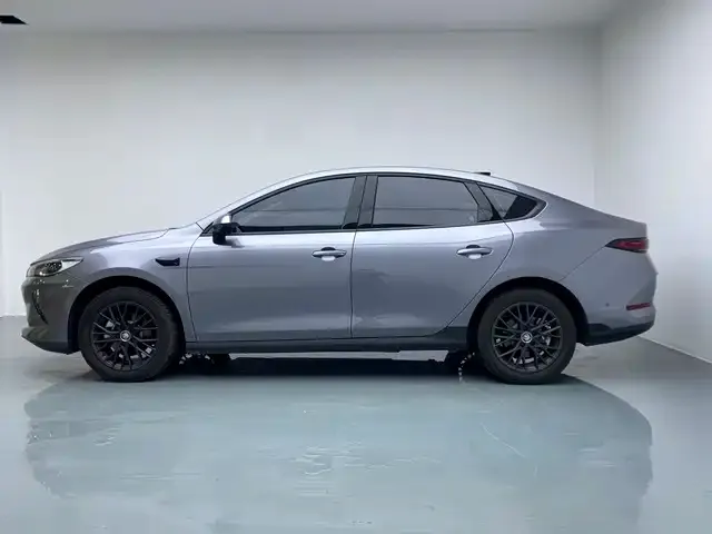 BYD Qin PLUS — фото 9