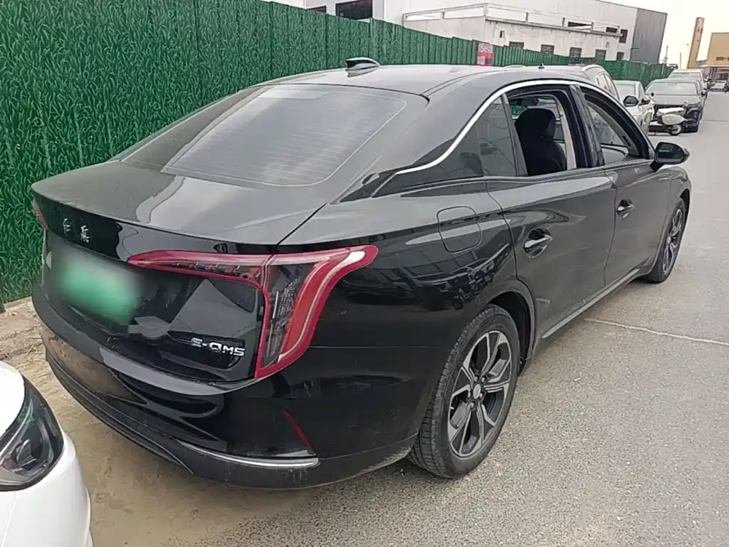 Hongqi E-QM5 — фото 10