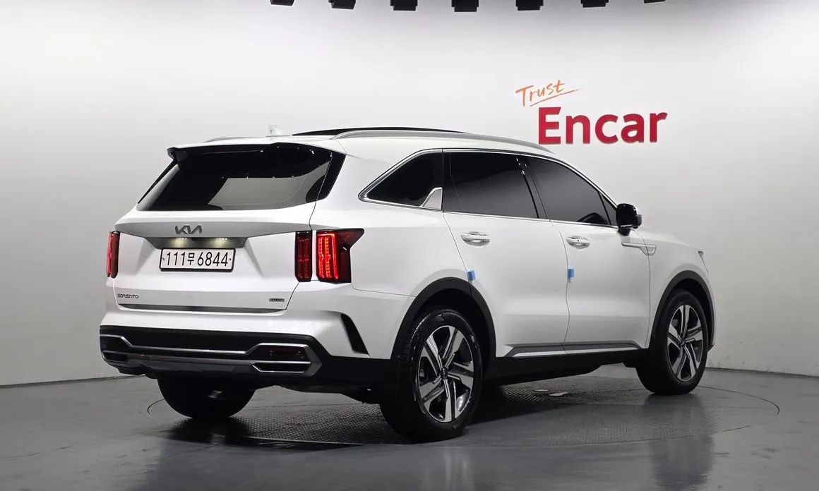 Kia Sorento — фото 4