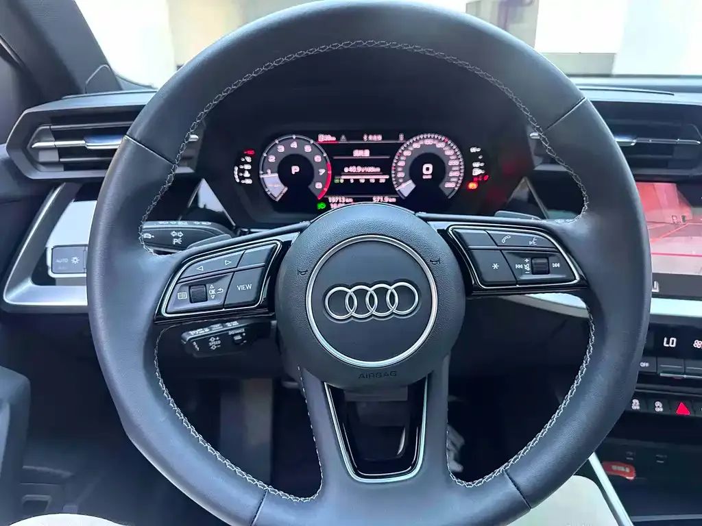 Audi A3 — фото 8