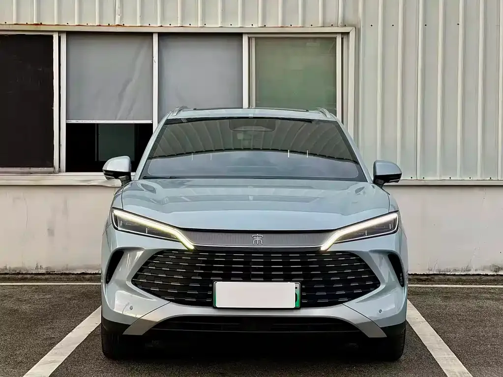 BYD L DM-i — фото 2